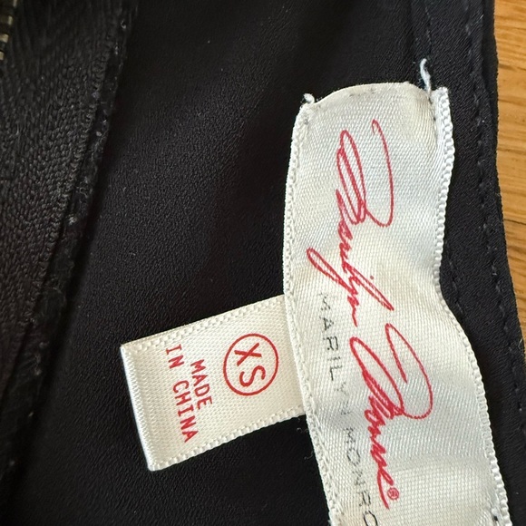 Black Jumpsuit Romper Size XS - Picture 9 of 9